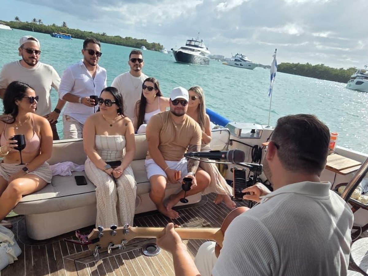 Live Music on Board